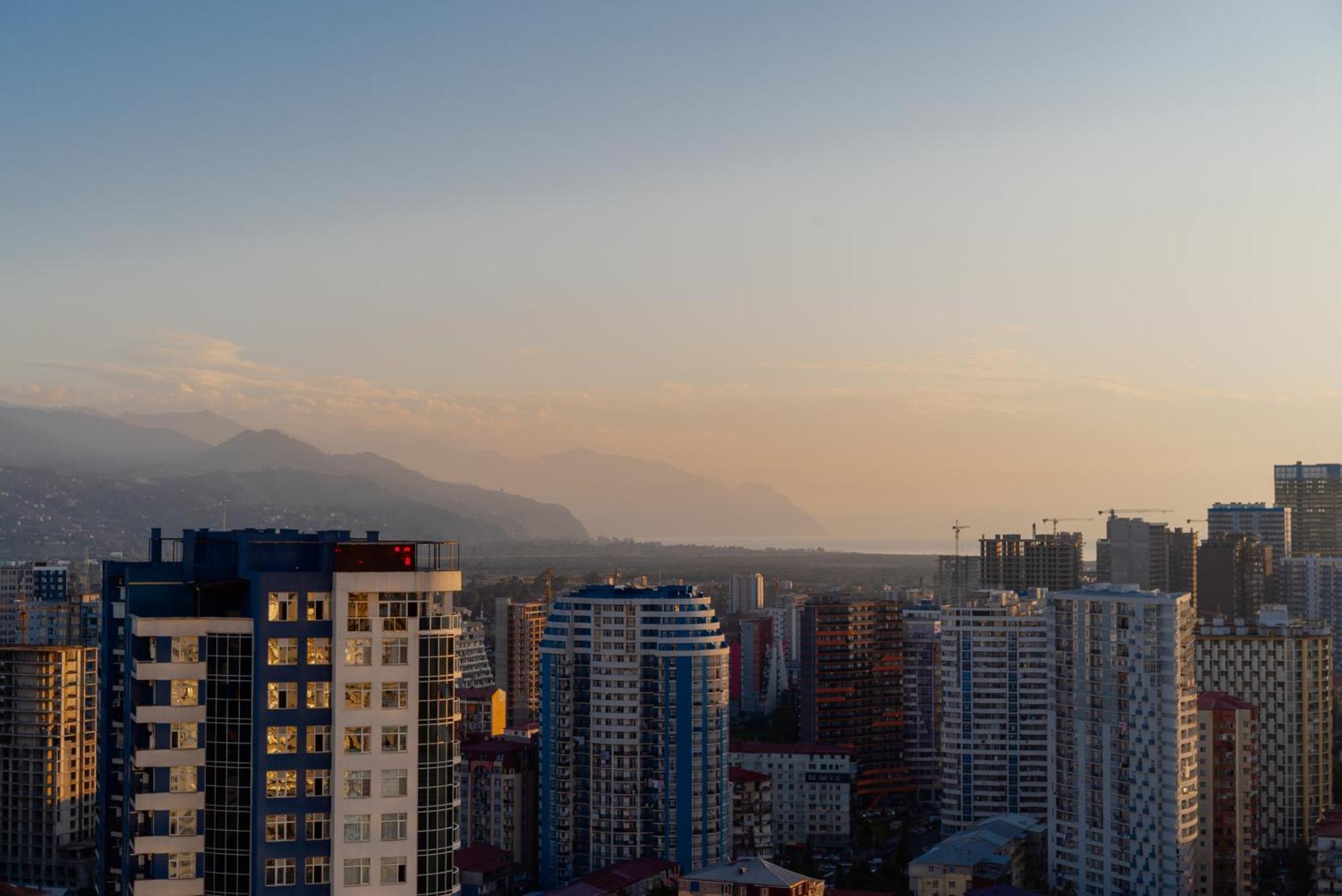 Gc Apartments Batumi Exterior foto